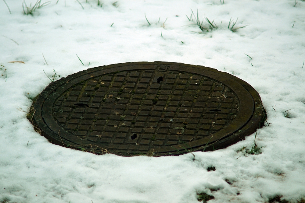 Sewer,Cover,,,A,Septic,Tank,In,The,Ground,In